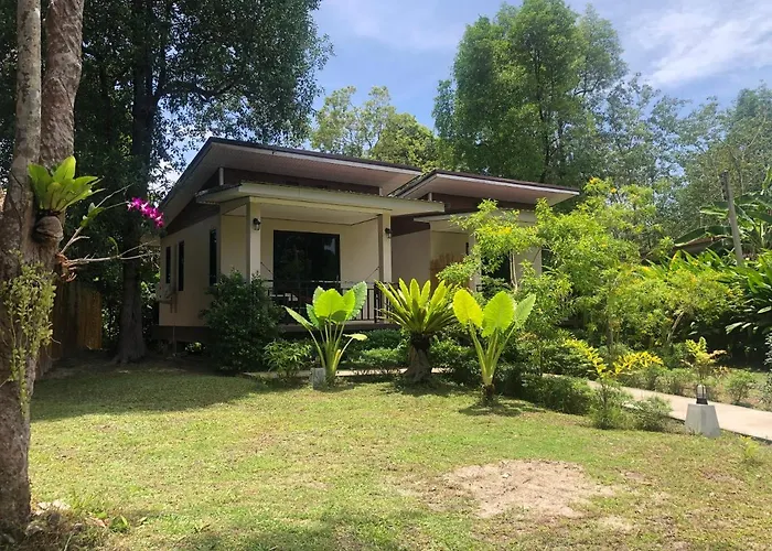 Lanta Living Bungalow